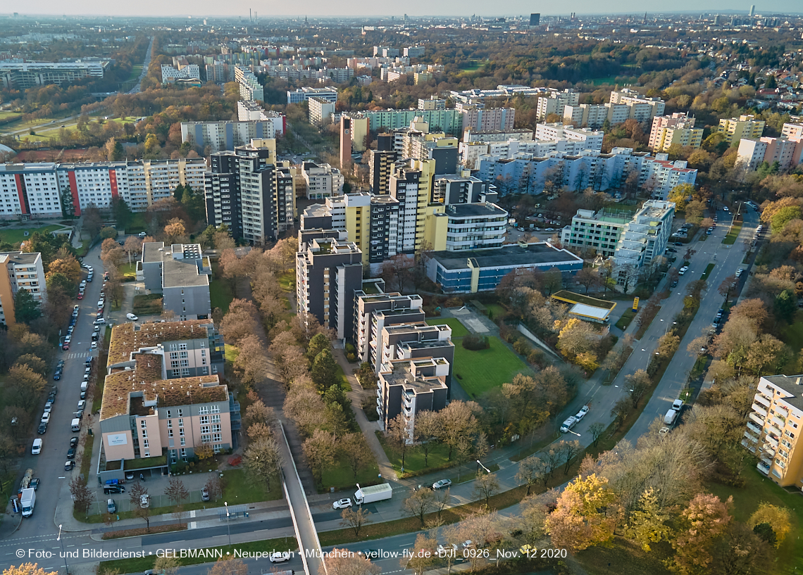 12.11./09.11.2020 - Marx-Zentrum und Umgebung am Karl-Marx-Ring in Neuperlach